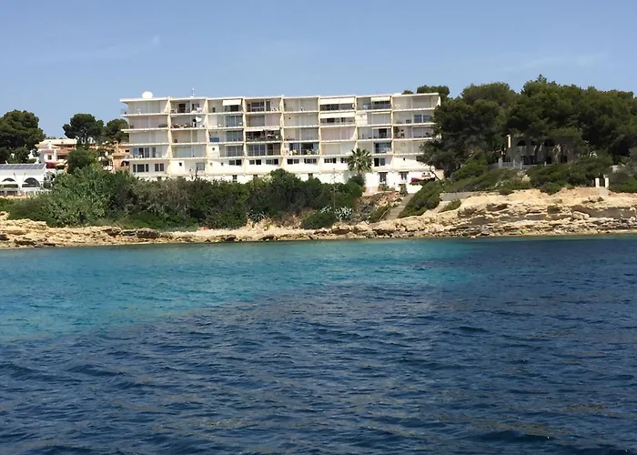 Moraira Sea Front, First Line, Air Conditioning, Heating, First Floor, 2 Habs 4Beds