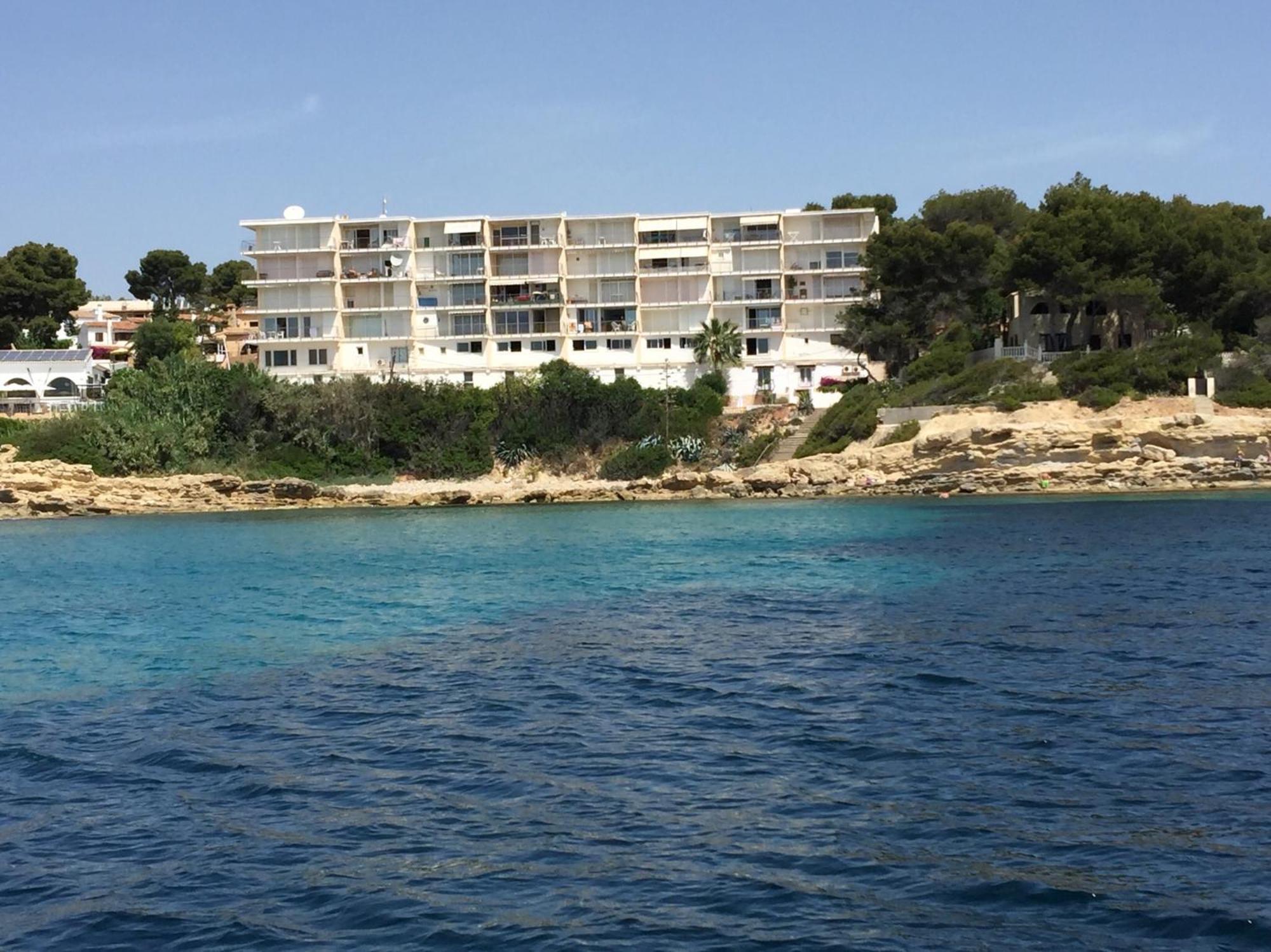 Sea Front, First Line, Air Conditioning, Heating, First Floor, 2 Habs 4beds Appartement Moraira
